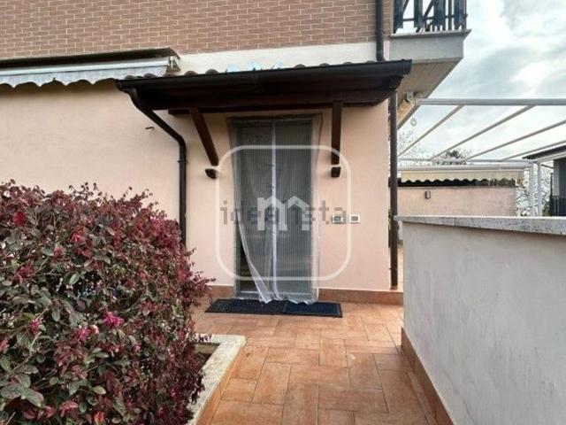 Villetta a schiera in vendita di 95 m² in Via la Grazia, 53