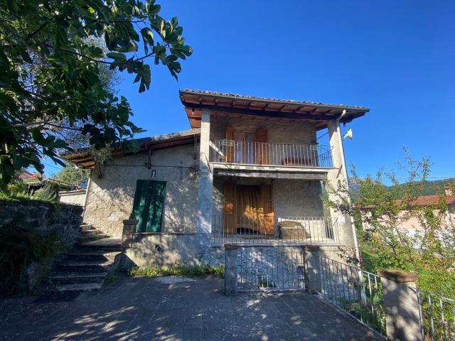 Villetta a schiera in vendita di 96 m² in Via Giuseppe Garibaldi