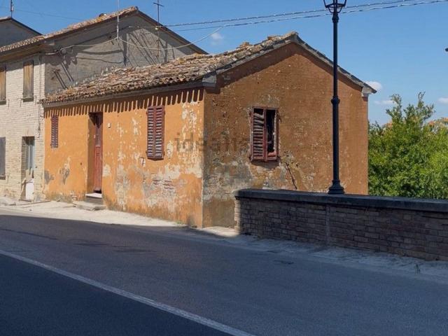 Villetta a schiera in vendita di 98 m² in Strada San Costanzo, 40
