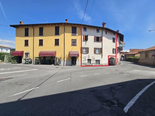 Villetta a schiera in vendita di 99 m² in Via 4 Novembre