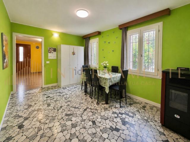 Villetta a schiera in vendita di 99 m² in Via Podestarile
