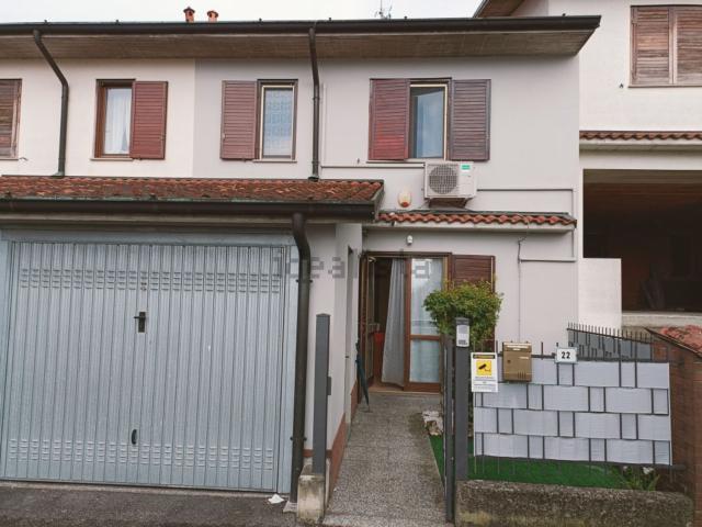 Villetta a schiera in vendita di 100 m²