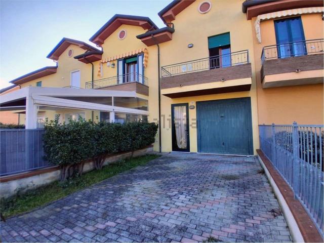 Villetta a schiera in vendita di 100 m²