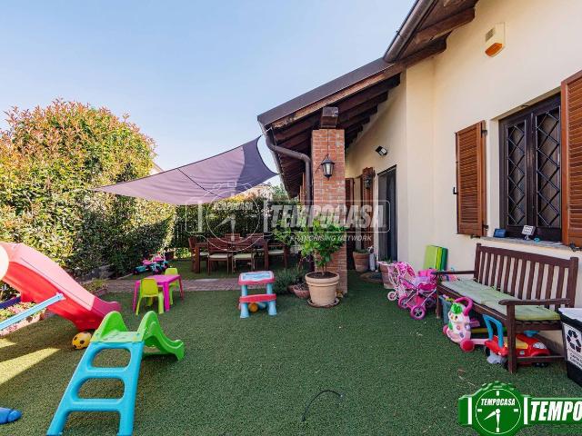 Villetta a schiera in vendita di 100 m² in Via A. Manzoni