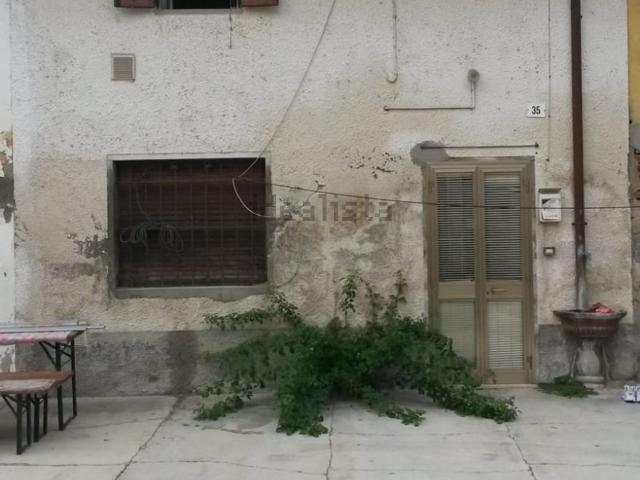 Villetta a schiera in vendita di 100 m² in Via Giuseppe Garibaldi