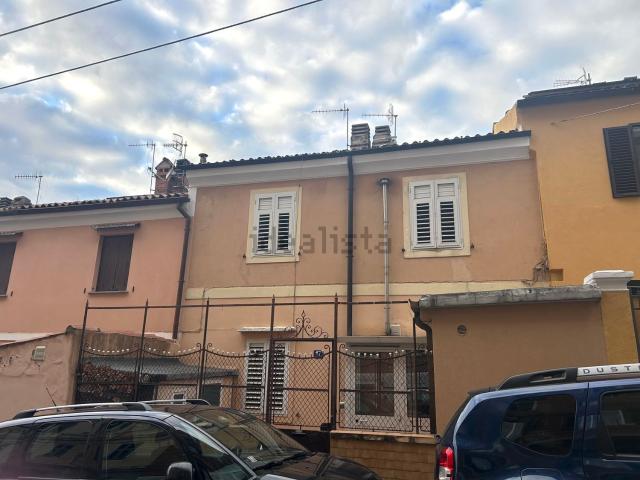 Villetta a schiera in vendita di 100 m² in Via dell&apos Industria, 17