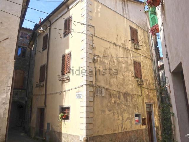 Villetta a schiera in vendita di 100 m² in Via della Gora, 1