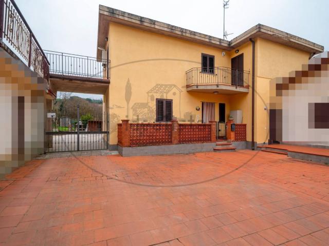 Villetta a schiera in vendita di 100 m² in Via di Norcenni, 20