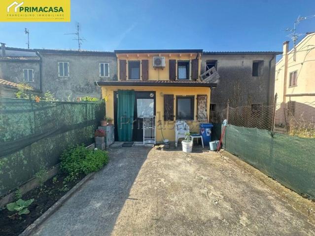 Villetta a schiera in vendita di 100 m² in Via Fiorette
