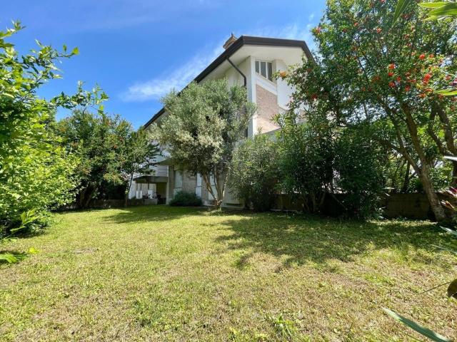 Villetta a schiera in vendita di 100 m² in Via Fratelli Vivaldi, 120