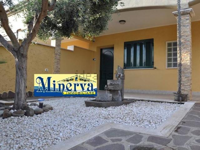 Villetta a schiera in vendita di 100 m² in Via Jenne