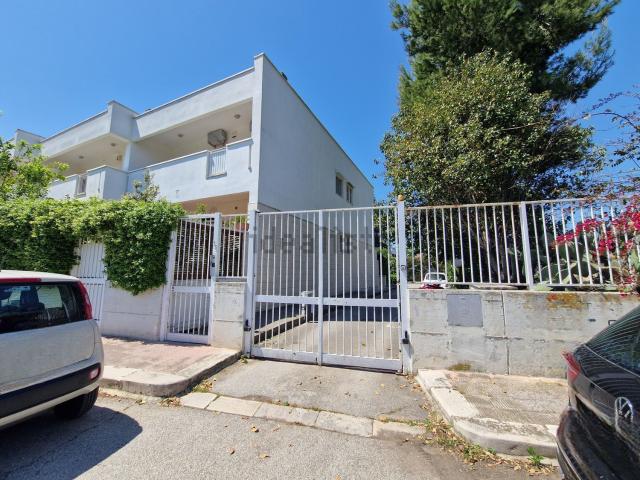 Villetta a schiera in vendita di 100 m² in Via Leonida Bissolati