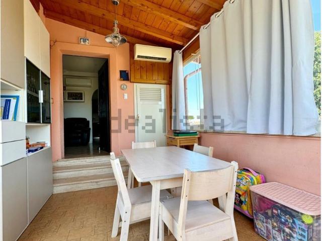Villetta a schiera in vendita di 100 m² in Via Liri