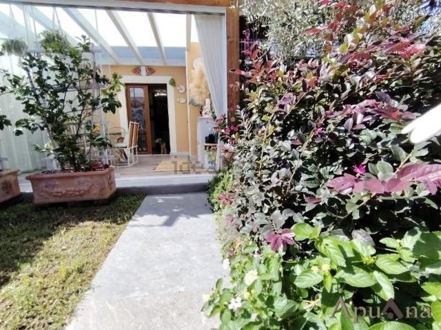 Villetta a schiera in vendita di 100 m² in Via Montegrappa, 54100