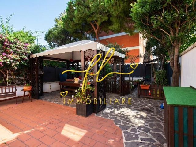 Villetta a schiera in vendita di 100 m² in Via Marco Mastacchi