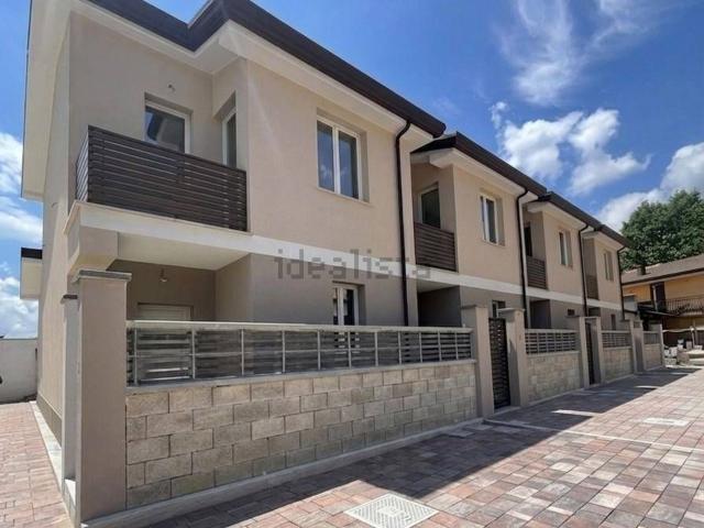Villetta a schiera in vendita di 100 m² in Via Marittima