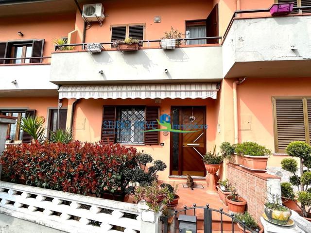 Villetta a schiera in vendita di 100 m² in Via Sereno Romani