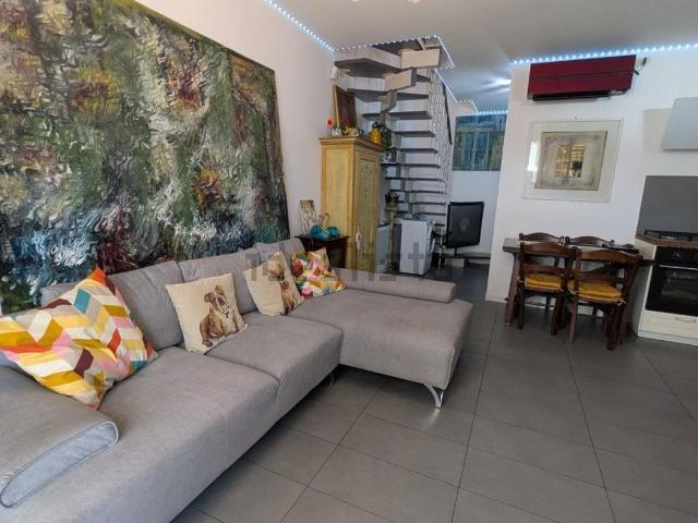 Villetta a schiera in vendita di 101 m² in Via del Frumento