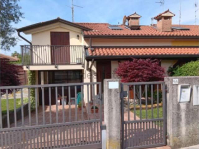 Villetta a schiera in vendita di 103 m² in Via Soleschiano, 9