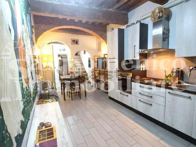 Villetta a schiera in vendita di 105 m² in Via Bachelet