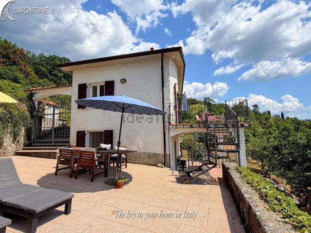 Villetta a schiera in vendita di 105 m² in Via Bastia, 56