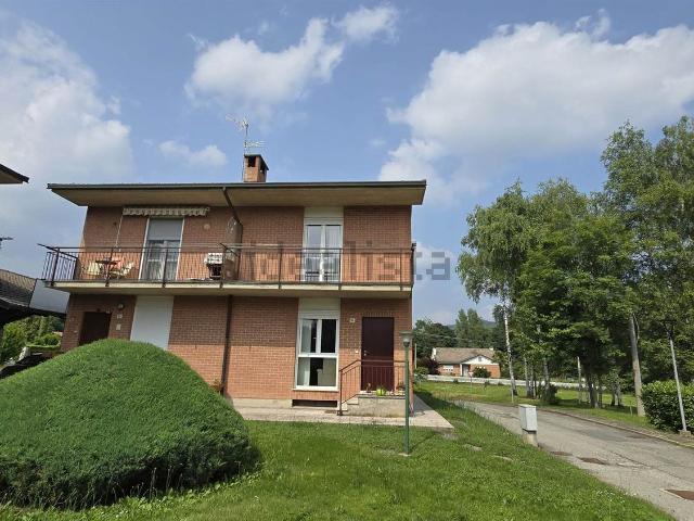 Villetta a schiera in vendita di 106 m² in Via Piave, 35