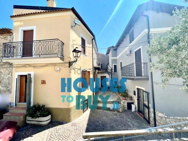 Villetta a schiera in vendita di 106 m² in Via Roma, 58