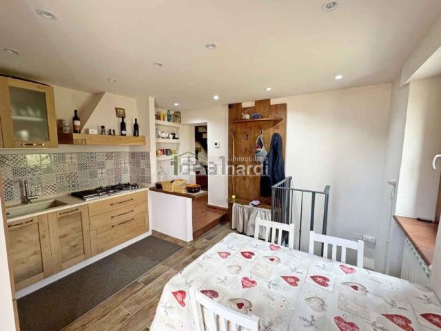 Villetta a schiera in vendita di 107 m² in Via Casa Seri, 3