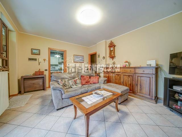 Villetta a schiera in vendita di 108 m² in Via Guido Rossa, 10