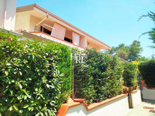 Villetta a schiera in vendita di 108 m² in Via Maggiore Alfonso Vaccari