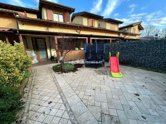Villetta a schiera in vendita di 108 m² in Via Popieluszko