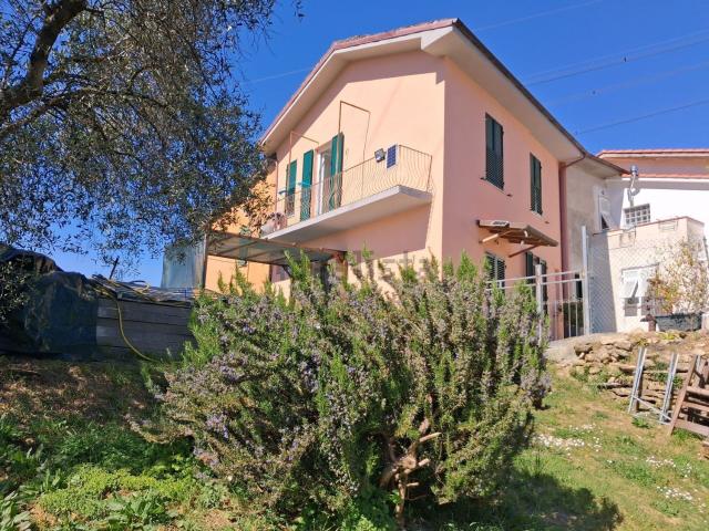 Villetta a schiera in vendita di 109 m²
