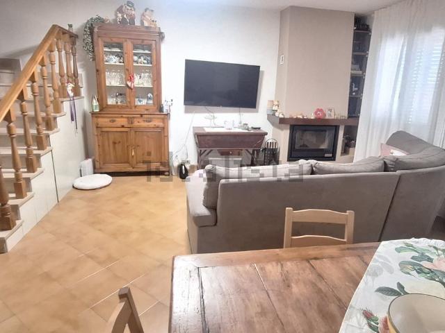 Villetta a schiera in vendita di 109 m² in Via A. de Gasperi, 26