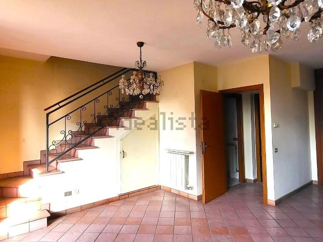 Villetta a schiera in vendita di 109 m² in Via Alessandro Santagostino, 57
