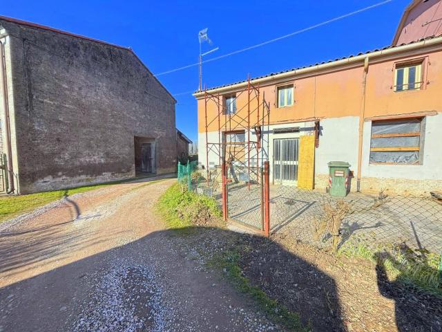 Villetta a schiera in vendita di 110 m² in Via Cà del Lago, 52