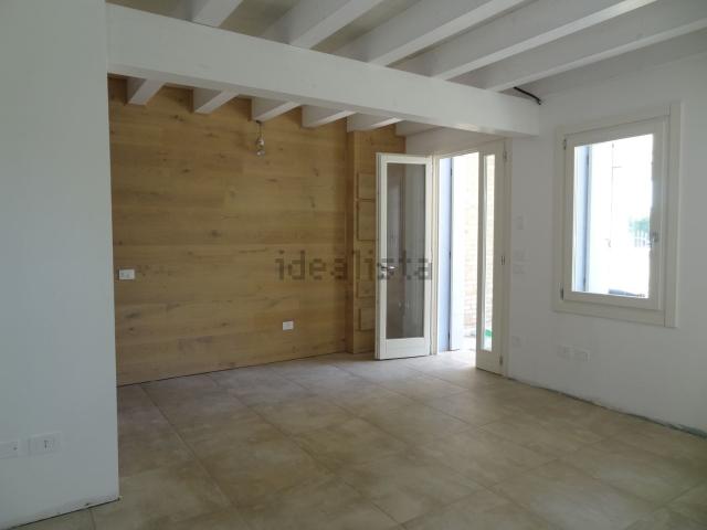 Villetta a schiera in vendita di 110 m² in Via Castellana