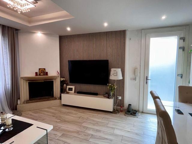 Villetta a schiera in vendita di 110 m² in Via Cesare Pavese