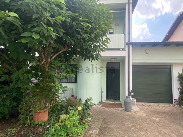 Villetta a schiera in vendita di 110 m² in Via Cisliano