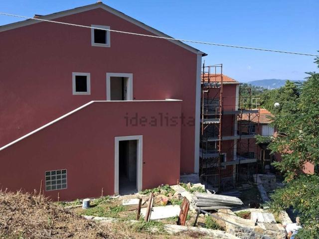 Villetta a schiera in vendita di 110 m² in Via Belvedere, 13
