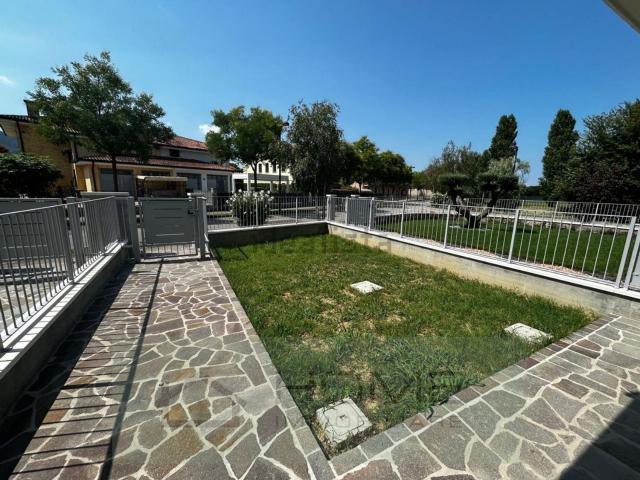 Villetta a schiera in vendita di 110 m² in Via Giovanni XXIII