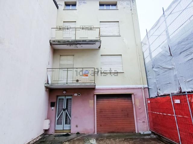 Villetta a schiera in vendita di 110 m² in Via Guglielmo Marconi, 21