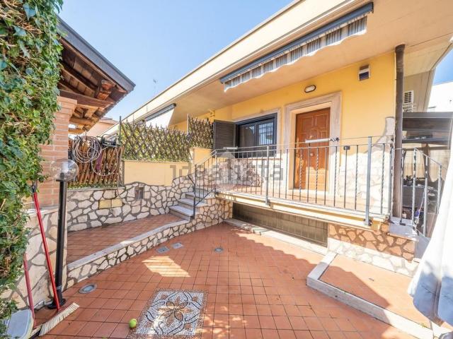 Villetta a schiera in vendita di 110 m² in Via di Giardinetti, 71