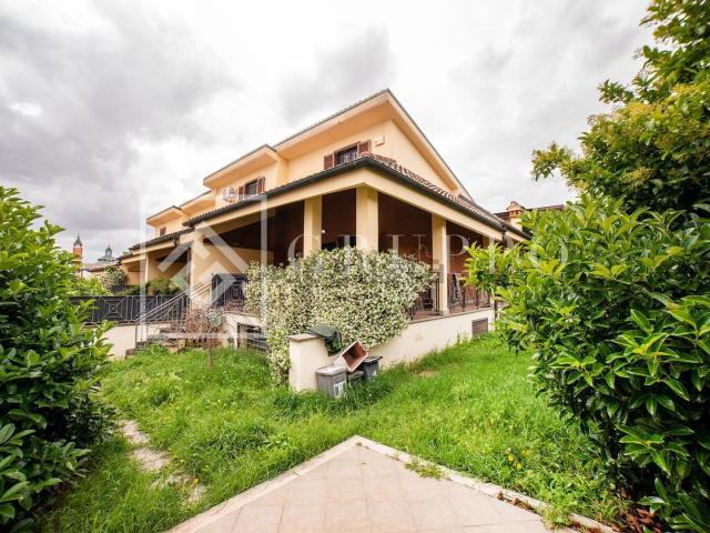Villetta a schiera in vendita di 110 m² in Via di Pratolungo Casilino, 130