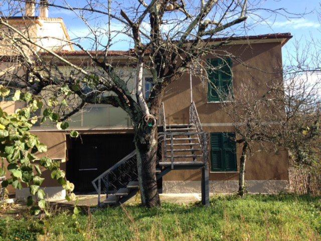 Villetta a schiera in vendita di 110 m² in Via E. Casciari