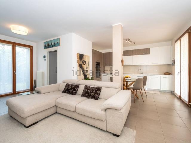 Villetta a schiera in vendita di 110 m² in Via la Salina