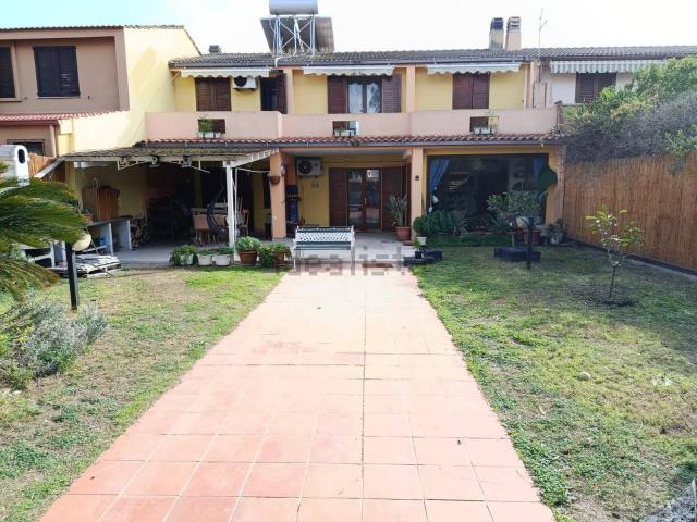 Villetta a schiera in vendita di 110 m² in Via Lago di Varese