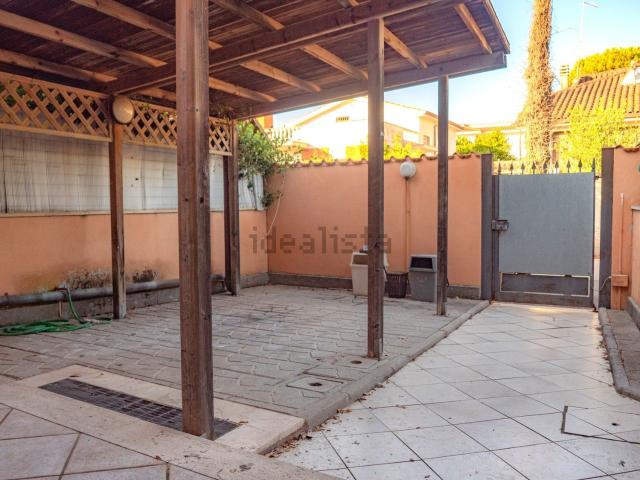 Villetta a schiera in vendita di 110 m² in Via Lago di Garda, 1