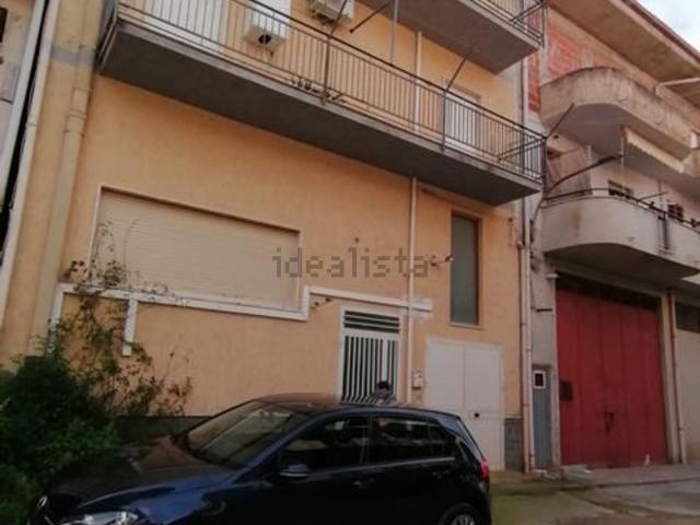 Villetta a schiera in vendita di 110 m² in Via Monsignore Angelo Ginex