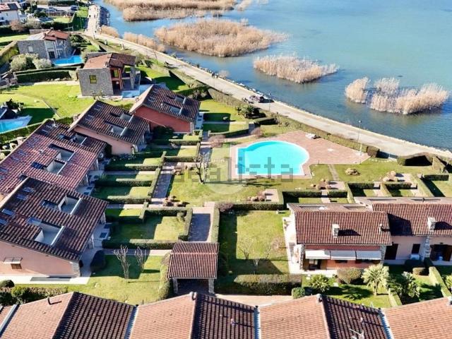 Villetta a schiera in vendita di 110 m² in Via Mazzini, 1