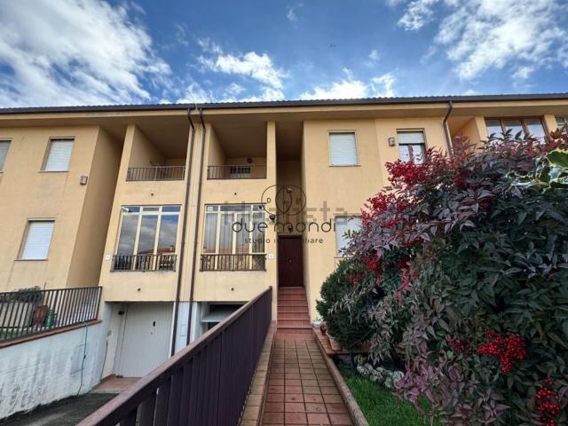 Villetta a schiera in vendita di 110 m² in Via San Benedetto